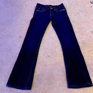 girls Levi bell bottoms !